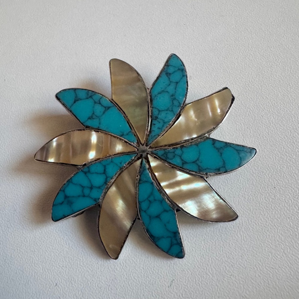 Vintage Alpaca Mexico Turquoise Mother of Pearl Sunburst Brooch Pendant 1.5in